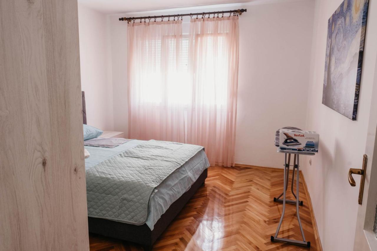 Apartment Bracovic - City Center バール エクステリア 写真