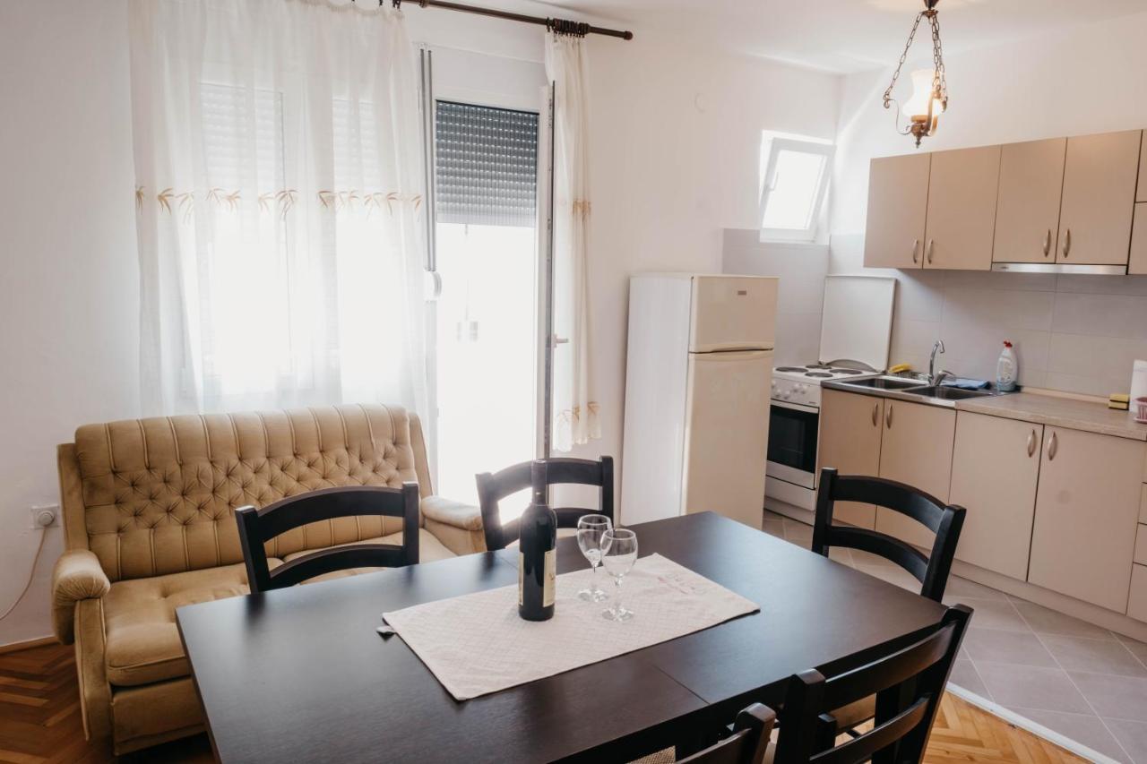 Apartment Bracovic - City Center バール エクステリア 写真