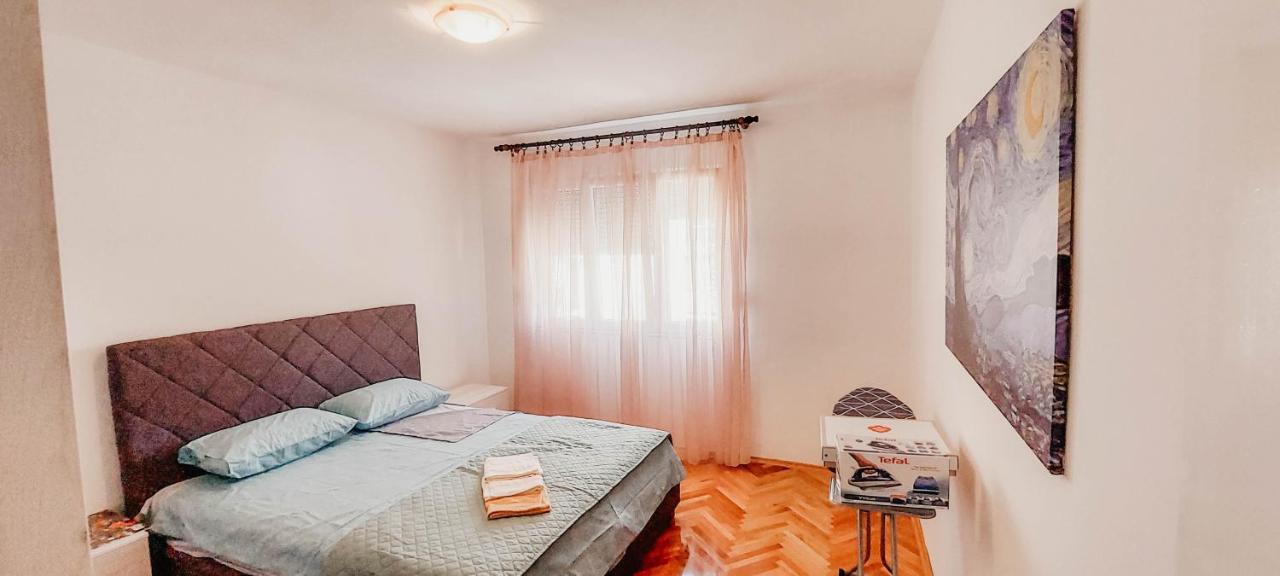 Apartment Bracovic - City Center バール エクステリア 写真